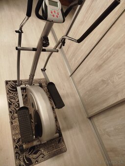 Stepper s displejom, par krat pouzity - 3