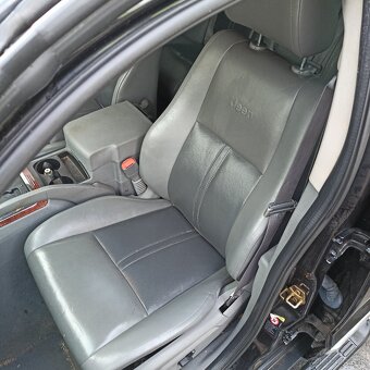 Jeep grand Cherokee WK - 3