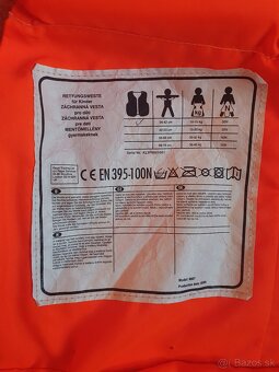 plavacia, zachranna vesta - 3