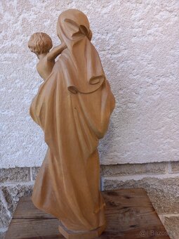 Drevorezba madona - 3