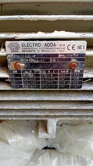 SÚRNE PREDÁM ELEKTROMOTOR - 3