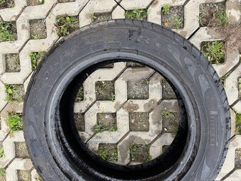 235/55 R17 - 3