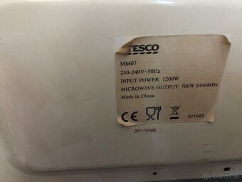 Za 20e predám funkčnú jednoduchu mikrovlnku Tesco alebo - 3