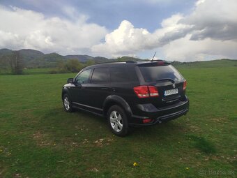 Predám Fiat freemont 2.0 16v diesel 7 miestne - 3