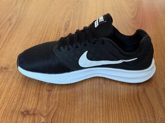 Tenisky Nike, veľkosť 42 - 3