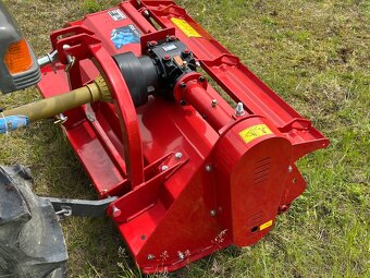 Kladívkový mulčovač EFGC za traktor - 3