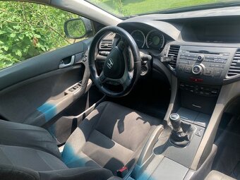 Honda Accord na ND VIII 2,2 D 110 kW - 3