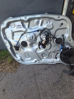 Stahovacka Kia Ceed - 3
