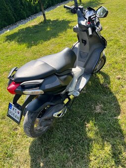 Aprilia sr50 - 3