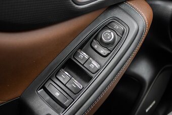 Subaru FORESTER 2.0 benzín,mhev lineartronic - 3