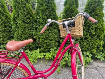 Cestný bicykel ružovej farby - 3