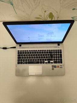 Samsung NP275E5E AMD E2-2000 6 GB RAM/250 GB HDD - 3