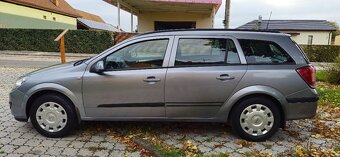 Opel Astra H Caravan 1.6i Twinsport Enjoy - 3
