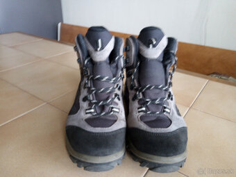 Panska kozena outdoorova obuv Quechua Essensole. - 3