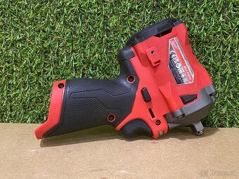MILWAUKEE M12 FIw38 FUEL™ 1/2” Aku rázový uťahovák - 3