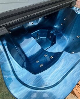 Kúpacia kaďa, jacuzzi, vírivka, jacuzzi - 3