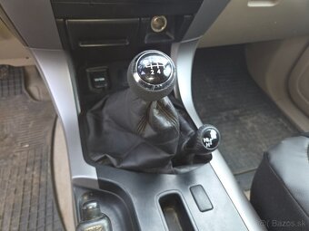 Toyota  Landcruiser - 3