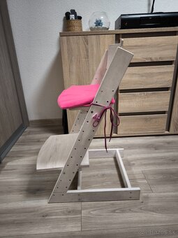 Rastúca stolička Guuga - 3