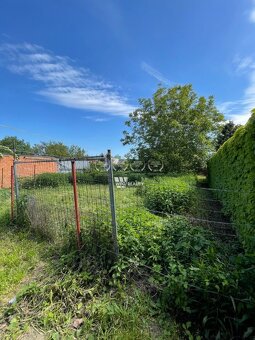 Predaj starší RD pozemok 780 m2 Podunajské Biskupice - 3