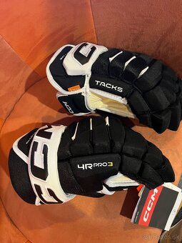 rukavice CCM Tacks 4R Pro3 - 3