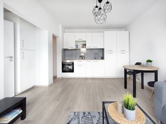 ✅ ČERSTVO ZREKONŠTRUOVANÝ 1.5i BYT PRIAMO V CENTRE - 3