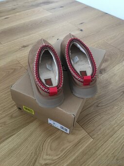 UGG TAZZ dámske kožené šľapky - 3