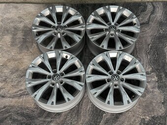✅ 5x112 r17 Montana vw tiguan Passat b8 krasny stav - 3