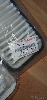 Toyota yaris peľové a vzduchové filtre rok 2011 - 3