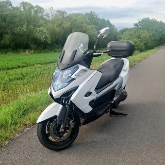 Kymco MyRoad 700i ABS - 3