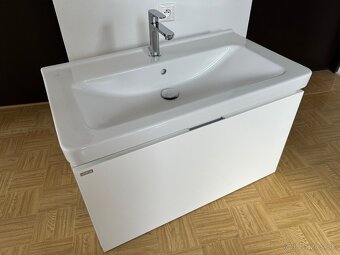umývadlo so skrinkou, jedna zásuvka - 3