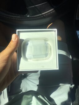 Apple AirPods Pro 2 - 3