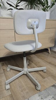 Otočná stolička - IKEA Bleckberget - 3