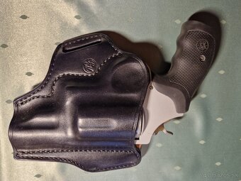 Smith&Wesson - 3
