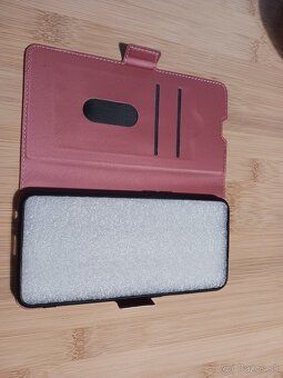 Predam nove kryty na Oppo Reno 7 5G - 3