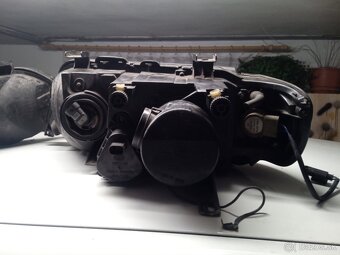 Predám predné svetlá BMW X5 E53 - 3