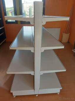 Obchodne regaly - 3