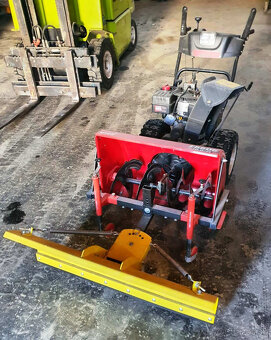 Predám snežnú frézu MTD E6606 - 3