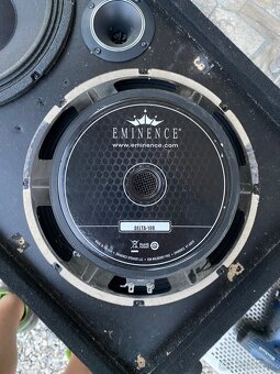 Predam basovu bednu 2x12 “ - 3