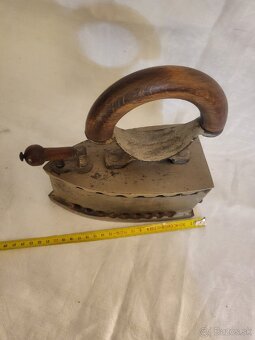 Starožitna žehlička - 3