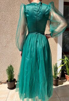 Smaragdové šaty - 3