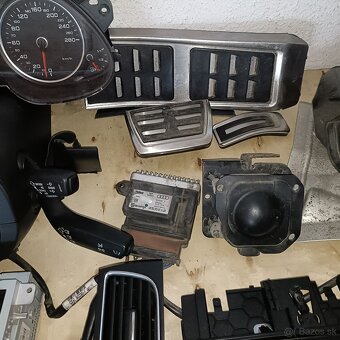 Predam nahradne diely Audi A4 B8,5 sline - 3