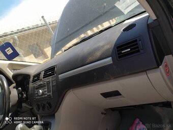 Ford C Max - 3