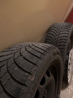 Zimné pneu 205/55 R16 na plechových diskoch - 3