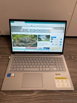 ASUS Vivobook 15 X1504VA-NJ085W - 3