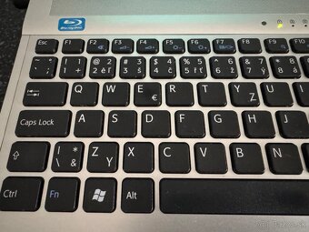 SONY VAIO s SSDiskom Čistý Windows 10 Pro a Word,Excel2024 - 3
