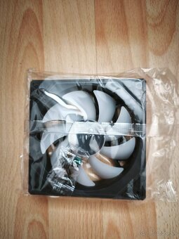 3ks ventilátor ARGB - nové - 3