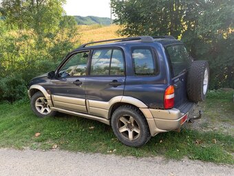 Suzuki Grand Vitara 2.5 V6 - 3