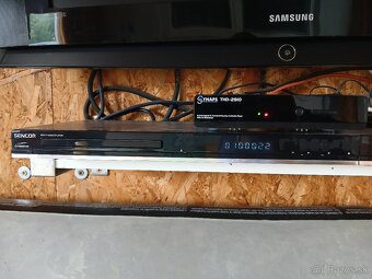 Predám starši LCD TV SAMSUNG 82cm - 3