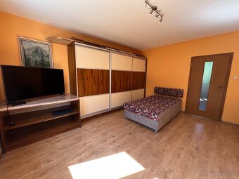 Na prenájom 1 izbový byt Brezno,40m2,zrekonšt.,zariadený - 3