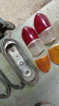 Zadné svetlá Tatra 603/1 - 3